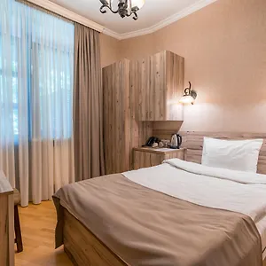 Otel Imperial House
